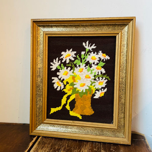 Daisy Needlepoint- Vintage