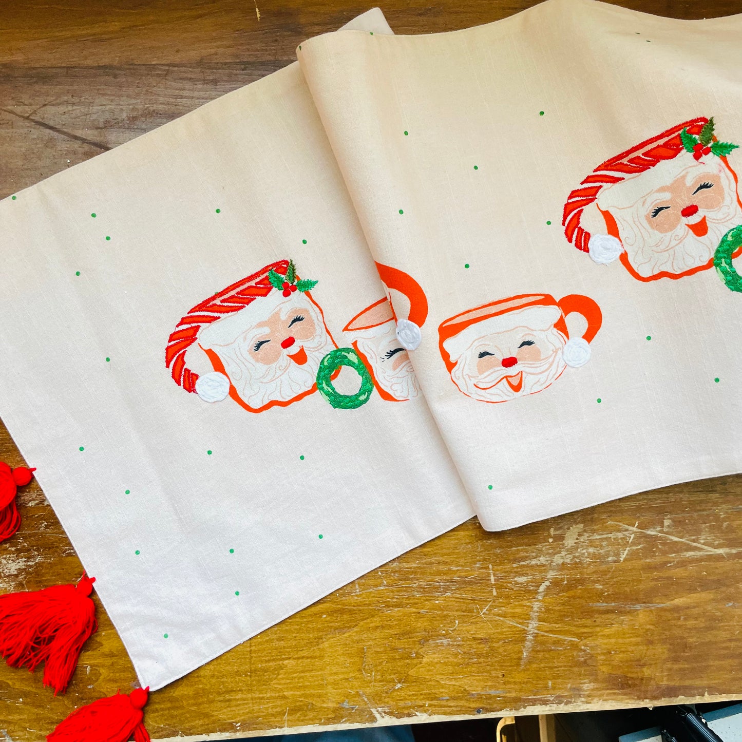 Santa Mug Table Runner