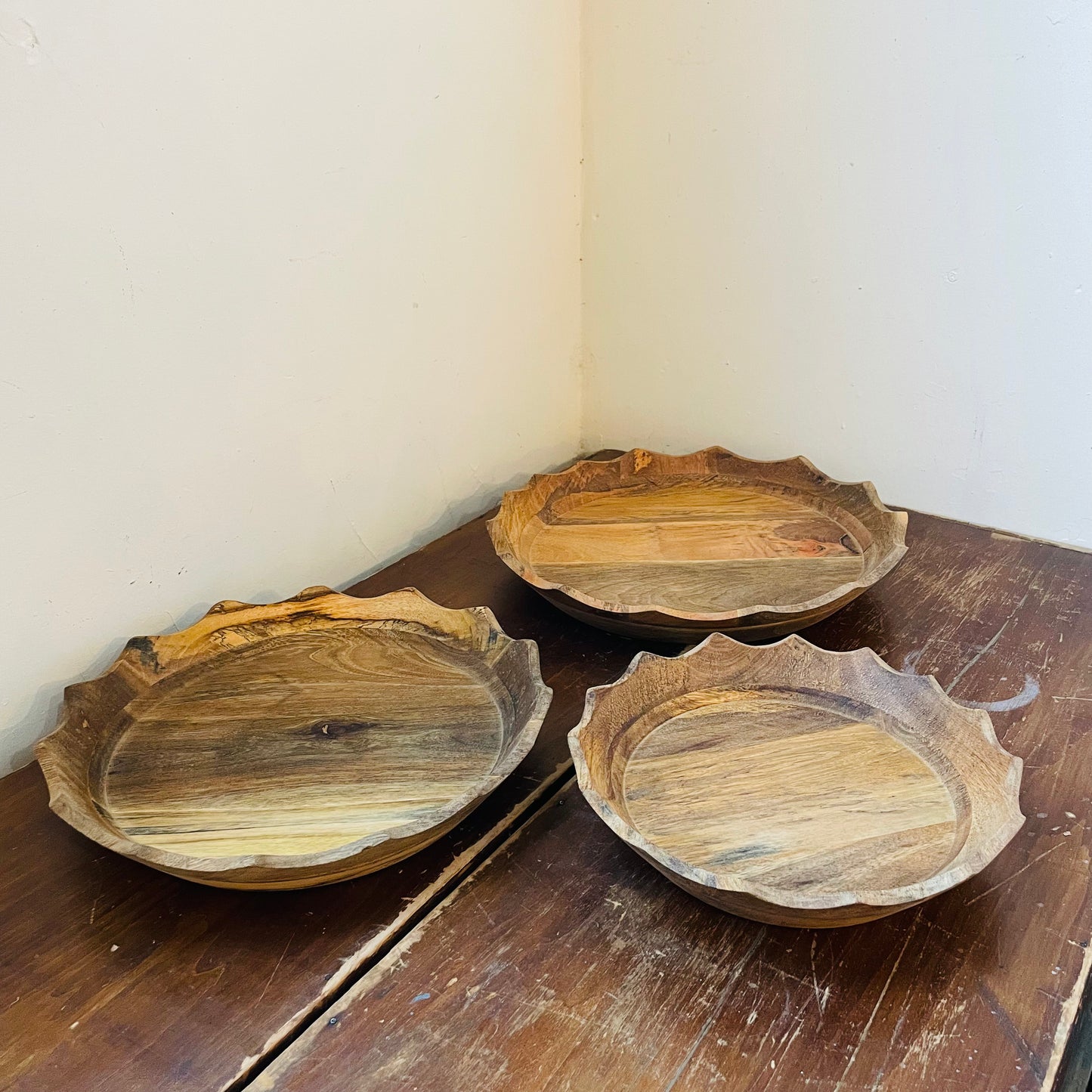 Set of 3 Mango Wood Wavy Platters