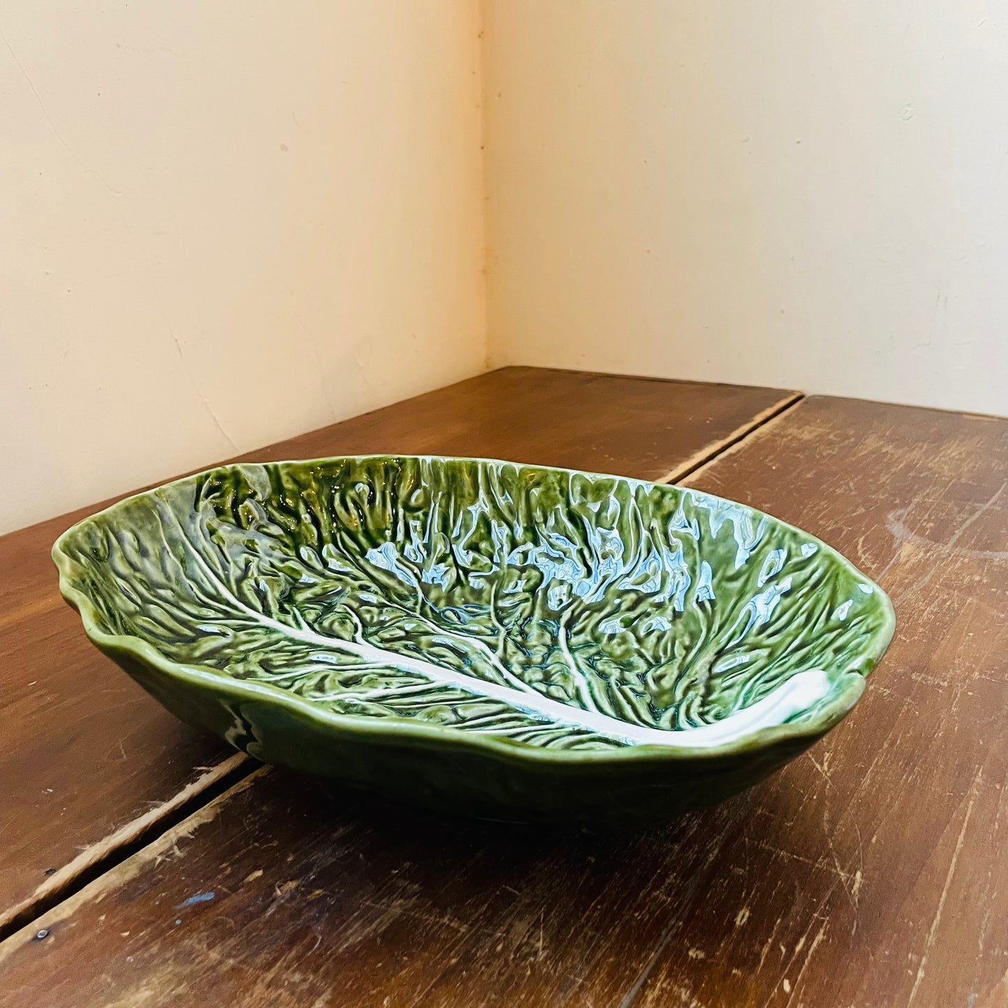 Cabbage Leaf Serving Bowl- Vintage