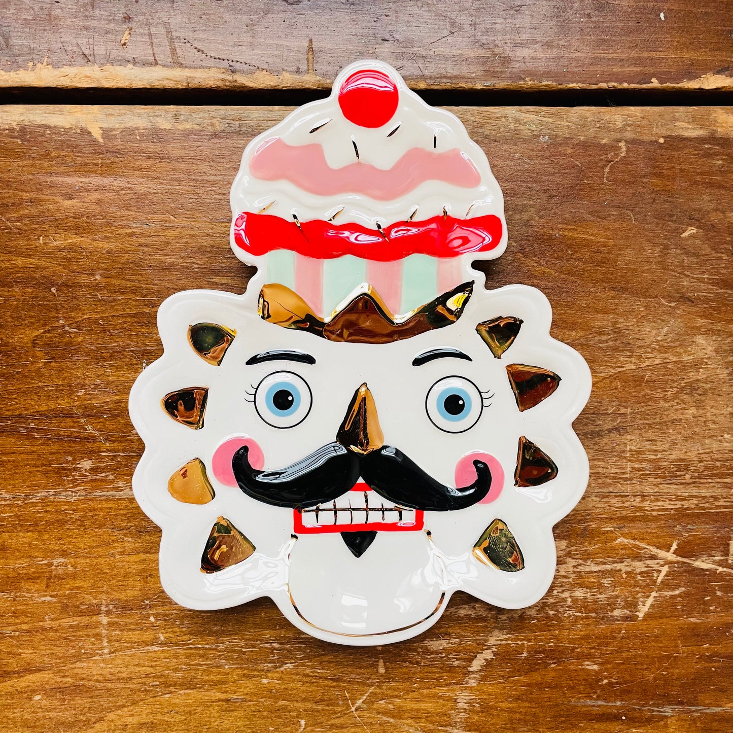 Colonel Cupcake Plate