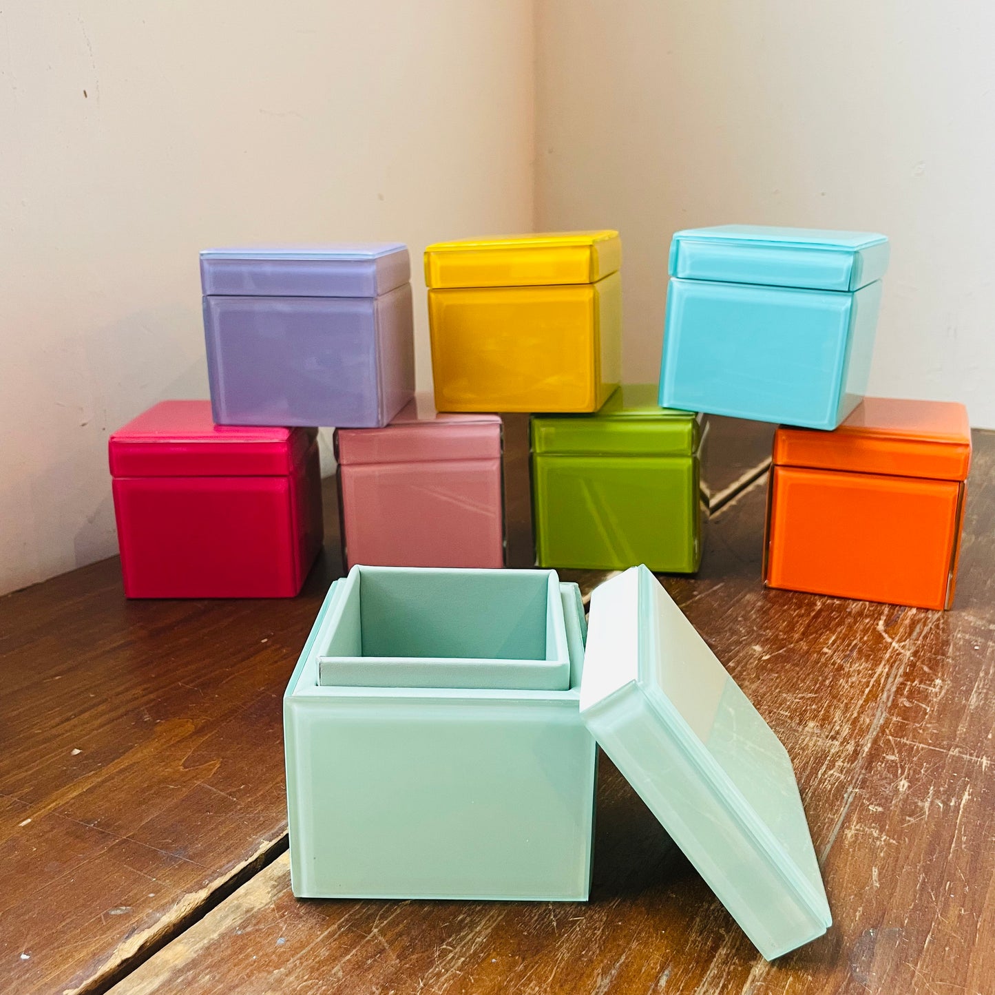 Glass Color Drench Box