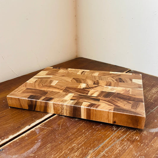 Suar Butcher Block