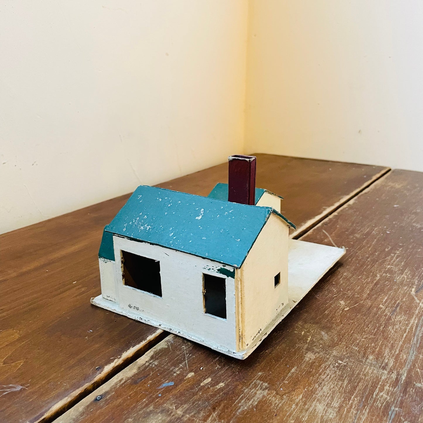 Mini Cardboard House- Vintage