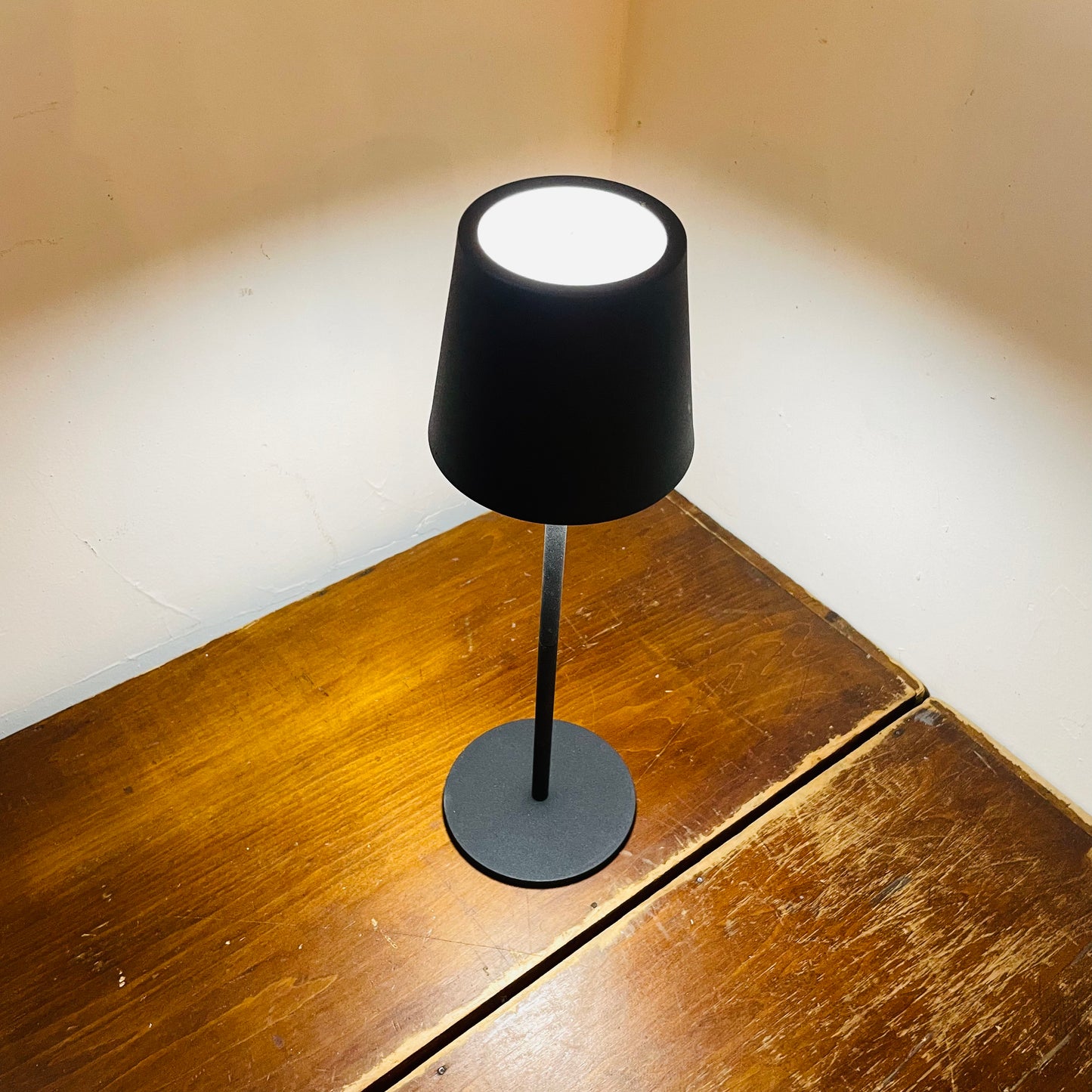 Rechargeable Table Lamp