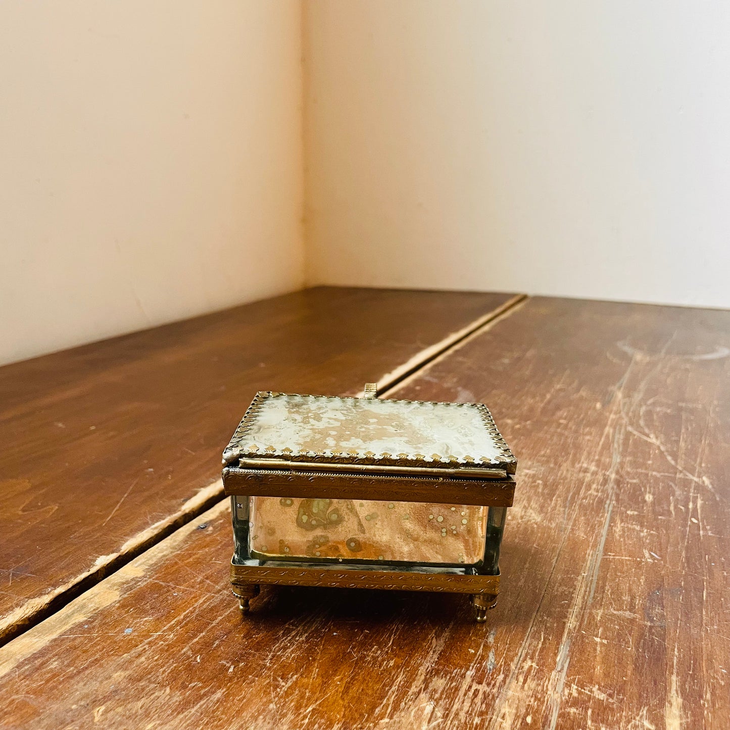 Juliette Square Mirrored Box