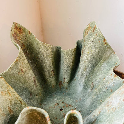 Green Mouchoir Planter