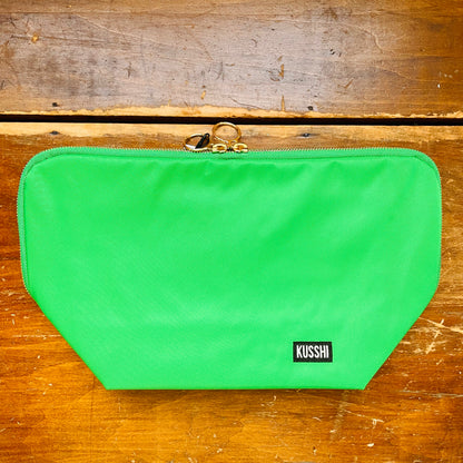 KUSSHI Vacationer Green & Navy Makeup Bag