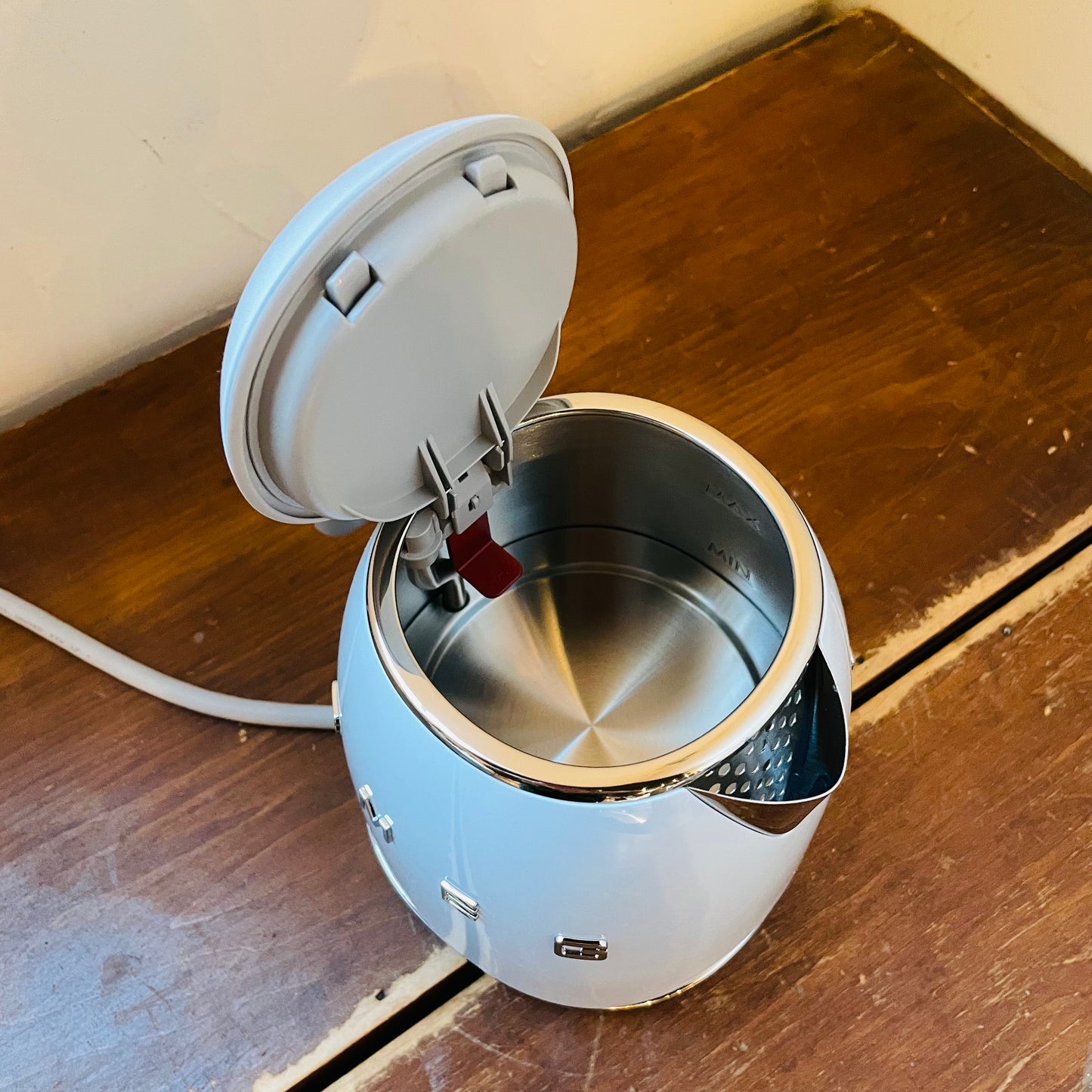 SMEG Pastel Blue Electric Kettle