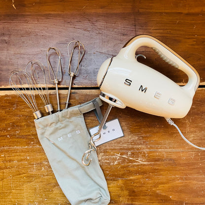 SMEG Cream Electric Hand Mixer