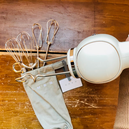 SMEG Cream Electric Hand Mixer