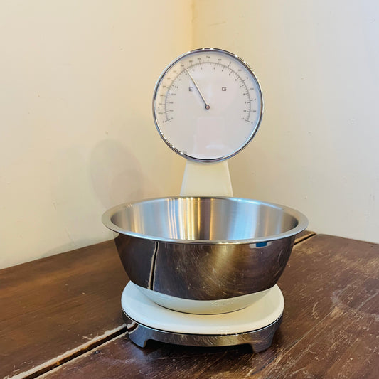 SMEG Cream Kitchen Scale