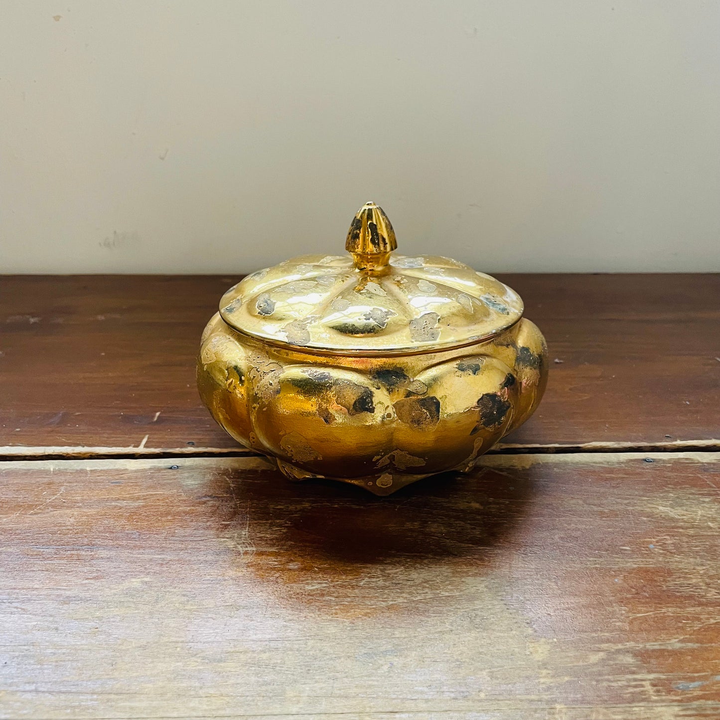 Gold Celia Pot- Vintage