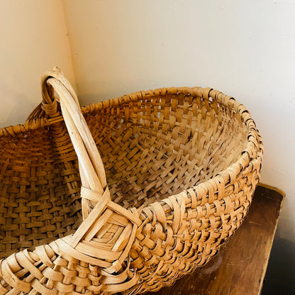 Large Oak Buttocks Basket- Vintage