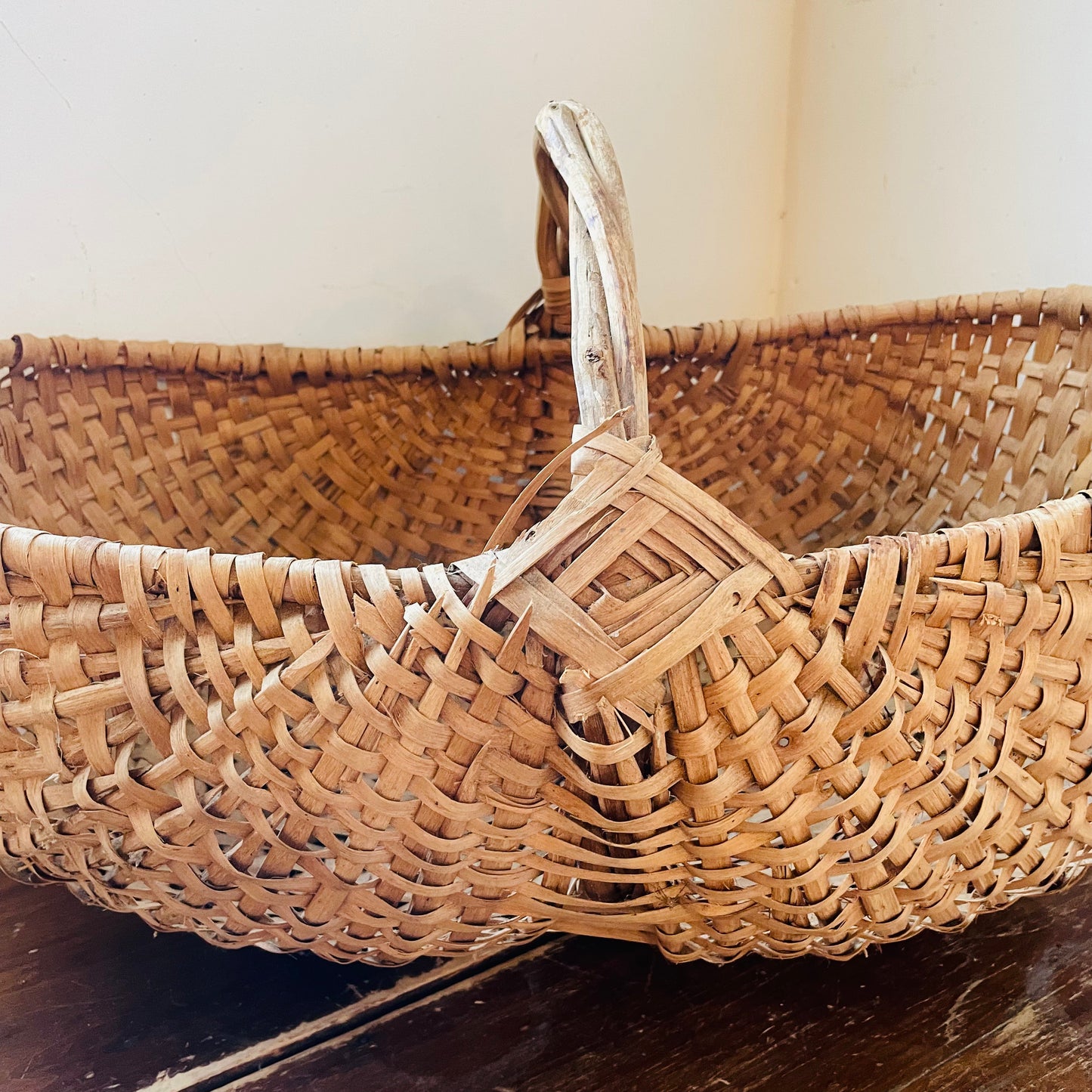 Large Oak Buttocks Basket- Vintage