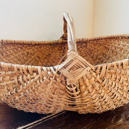 Large Oak Buttocks Basket- Vintage