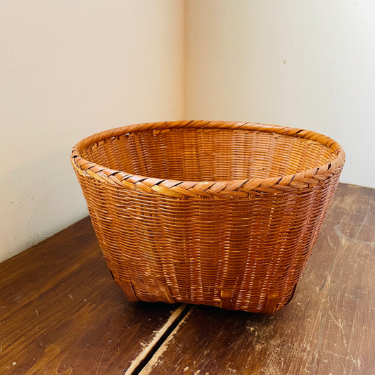 Square Bottom Round Basket- Vintage