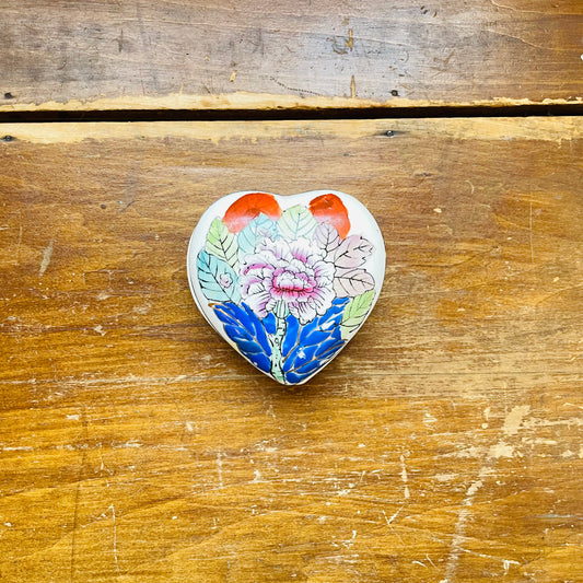 Tobacco Leaf Heart Trinket Box- Vintage