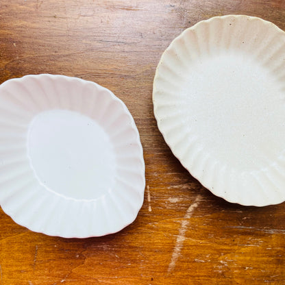 Stoneware Dish with Scalloped Edge