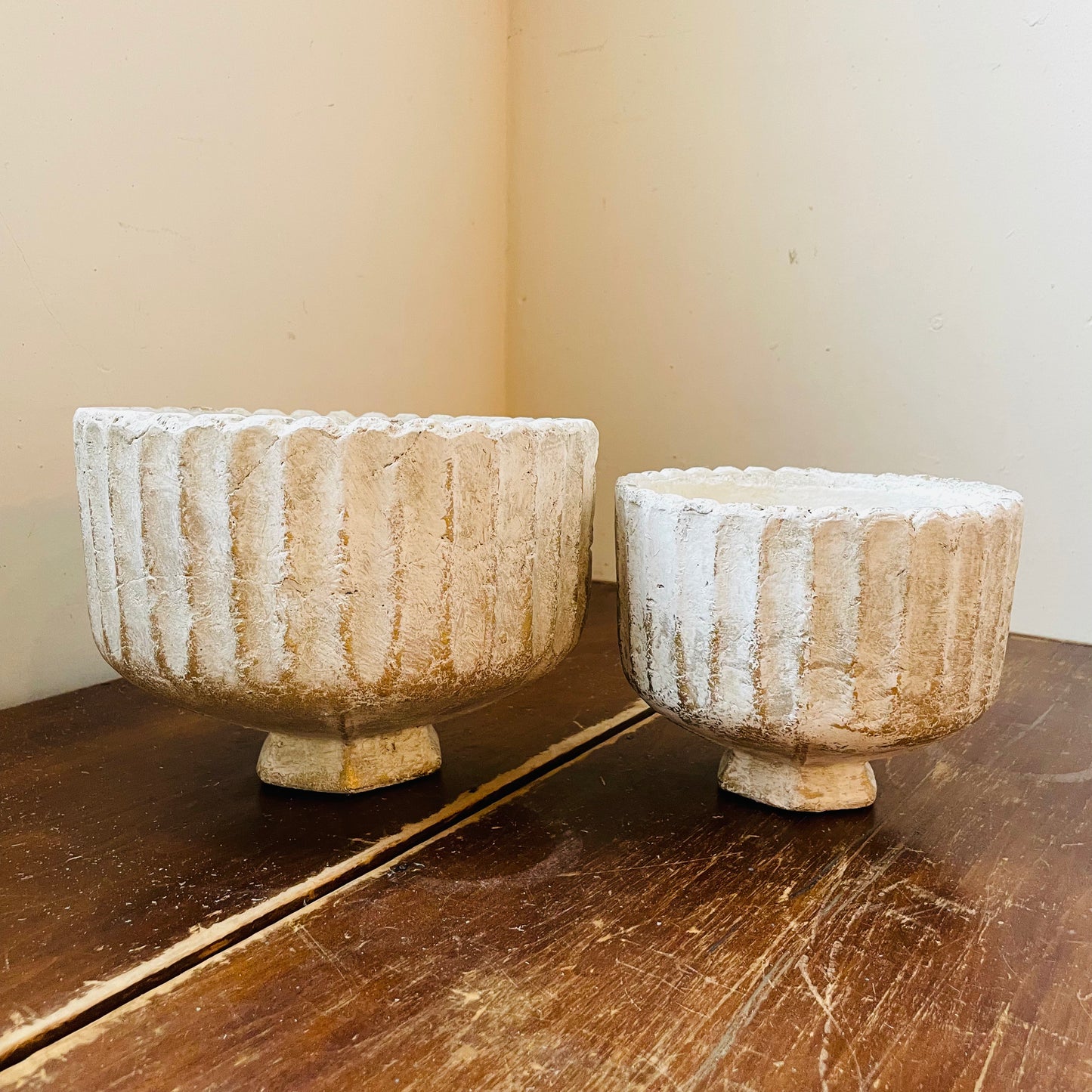 Vinson Footed Pot