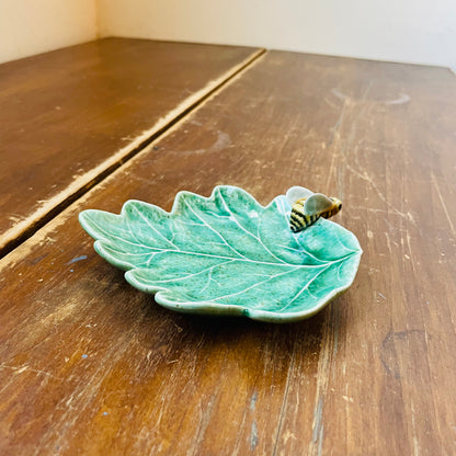 Bordallo Pinheiro Oak Tree Leaf with Bee