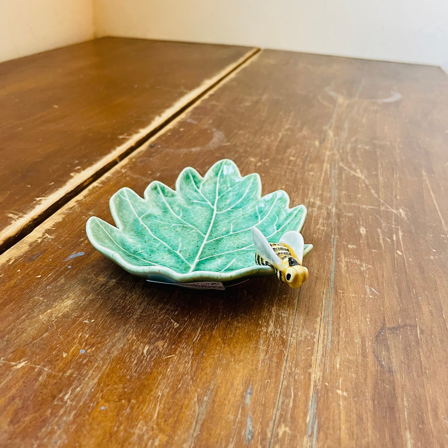 Bordallo Pinheiro Oak Tree Leaf with Bee