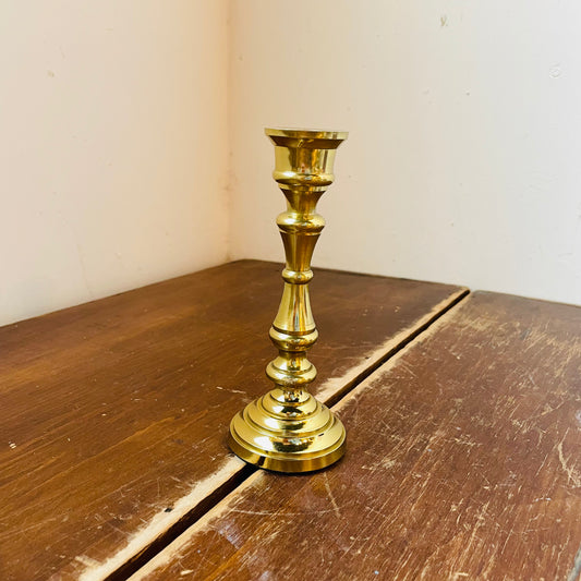 Vanessa Small Taper Holder