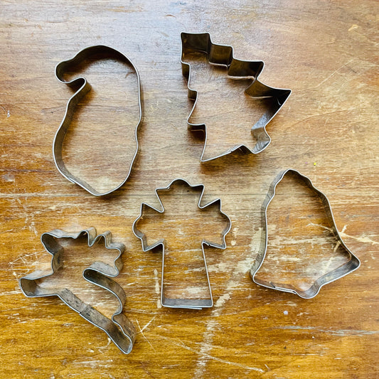 Metal Christmas Cookie Cutters- Vintage