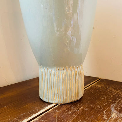 Omaro Vase