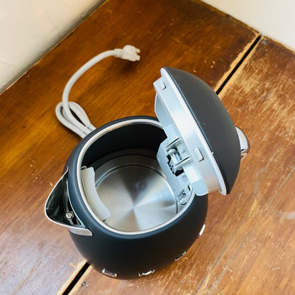 SMEG Matte Black Electric Kettle