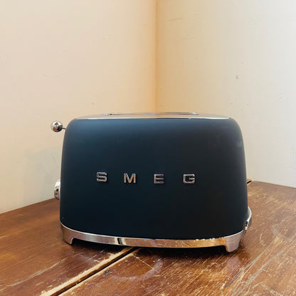 SMEG Matte Black 2 Slice Toaster