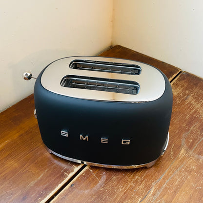SMEG Matte Black 2 Slice Toaster