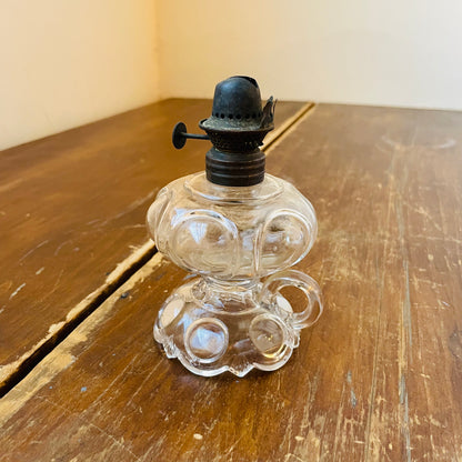 Bullseye Daisy Fingerhold Hold Lamp- Vintage