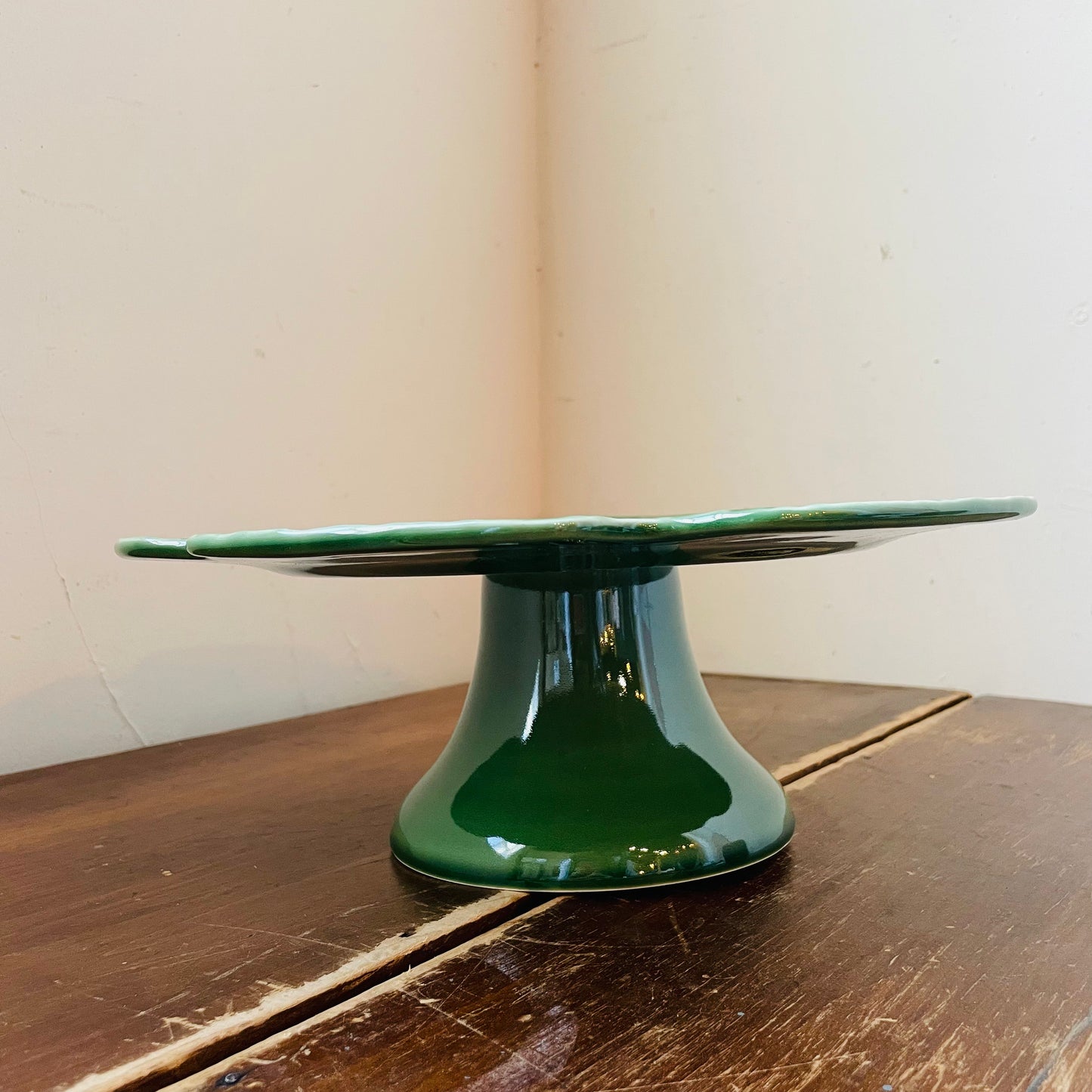 Bordallo Pinheiro Cabbage Cake Stand