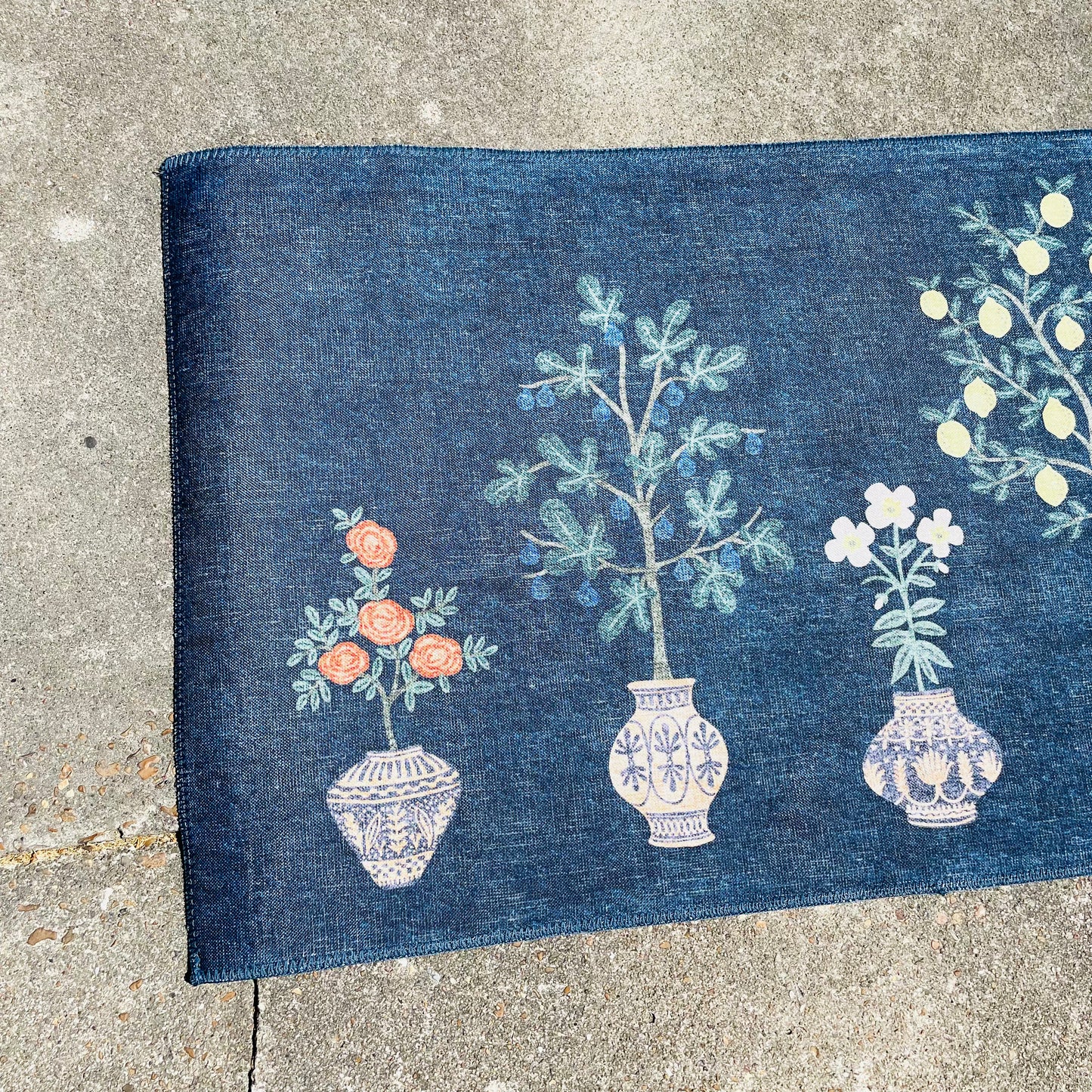 Topiary Indigo 2'x5' Mat