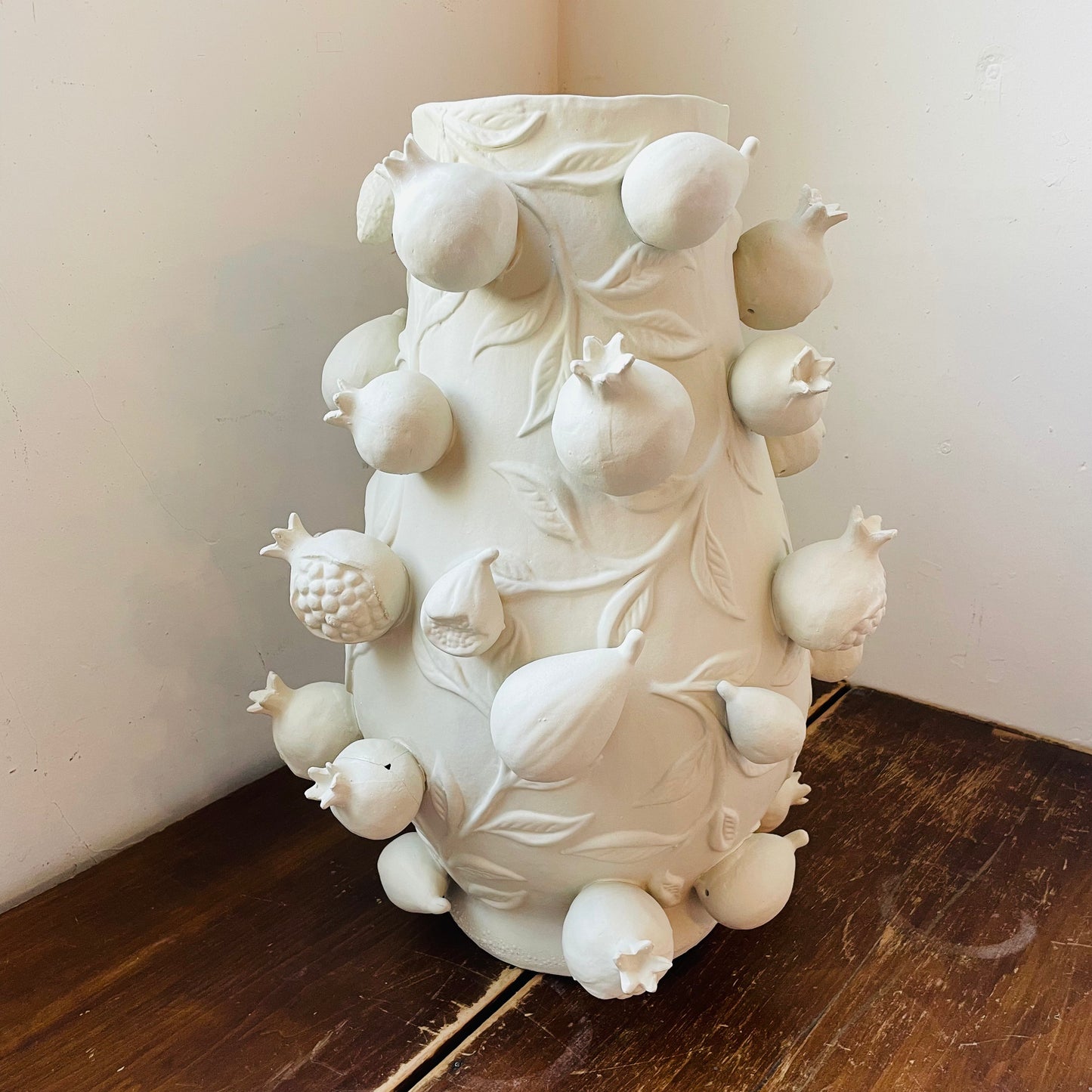 Shanasa Vase SOLD AS IS