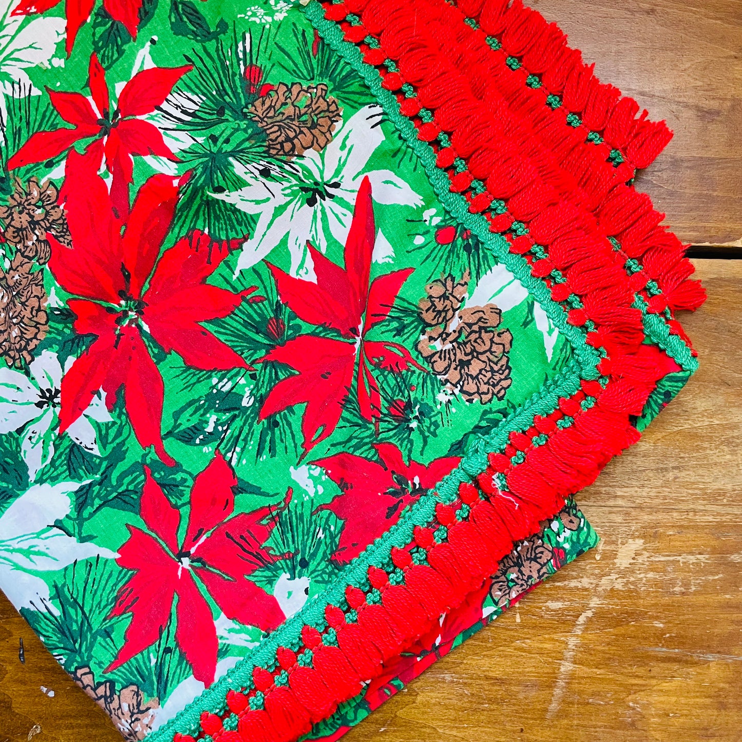 Poinsettia Table Cloth- Vintage