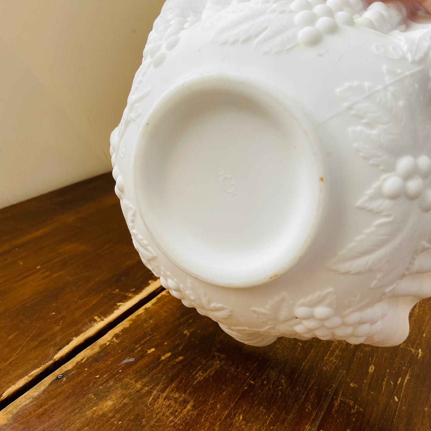 White Bisque Ruffle Bowl- Vintage