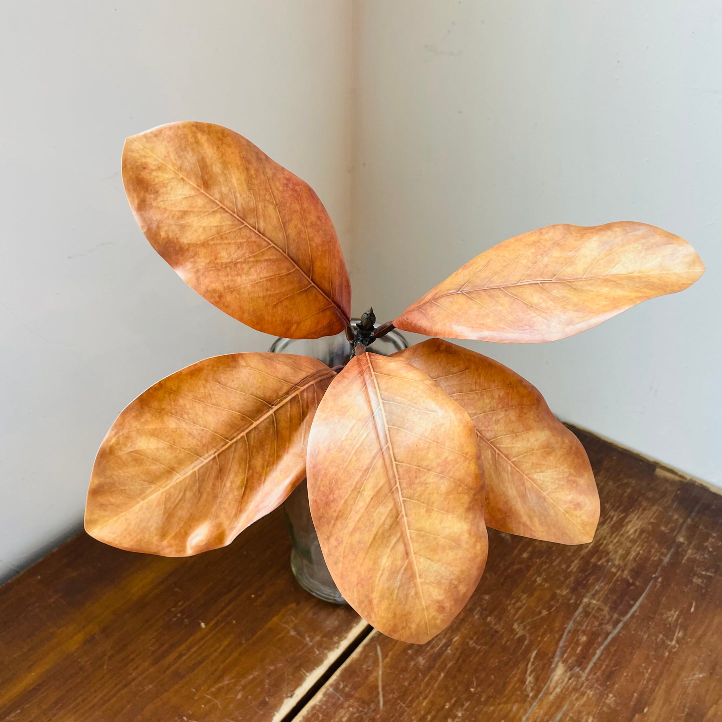Cinnamon Magnolia Pick