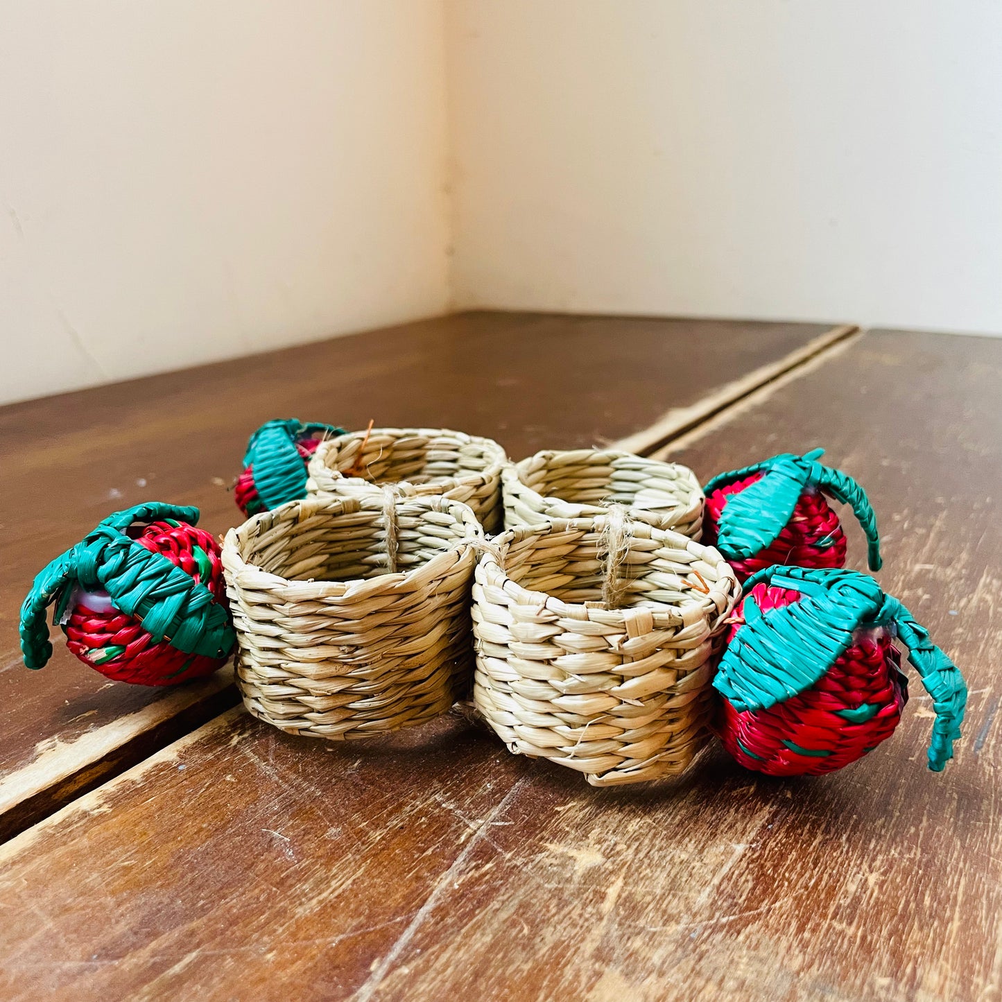 Seagrass Strawberry Napkin Rings