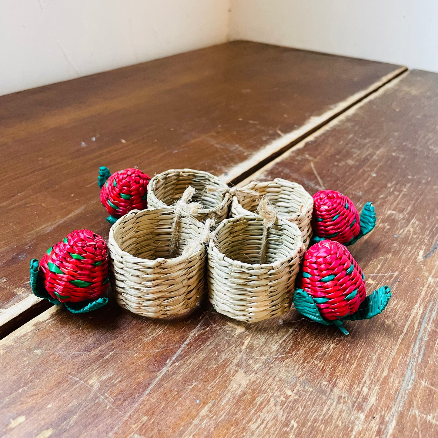 Seagrass Strawberry Napkin Rings