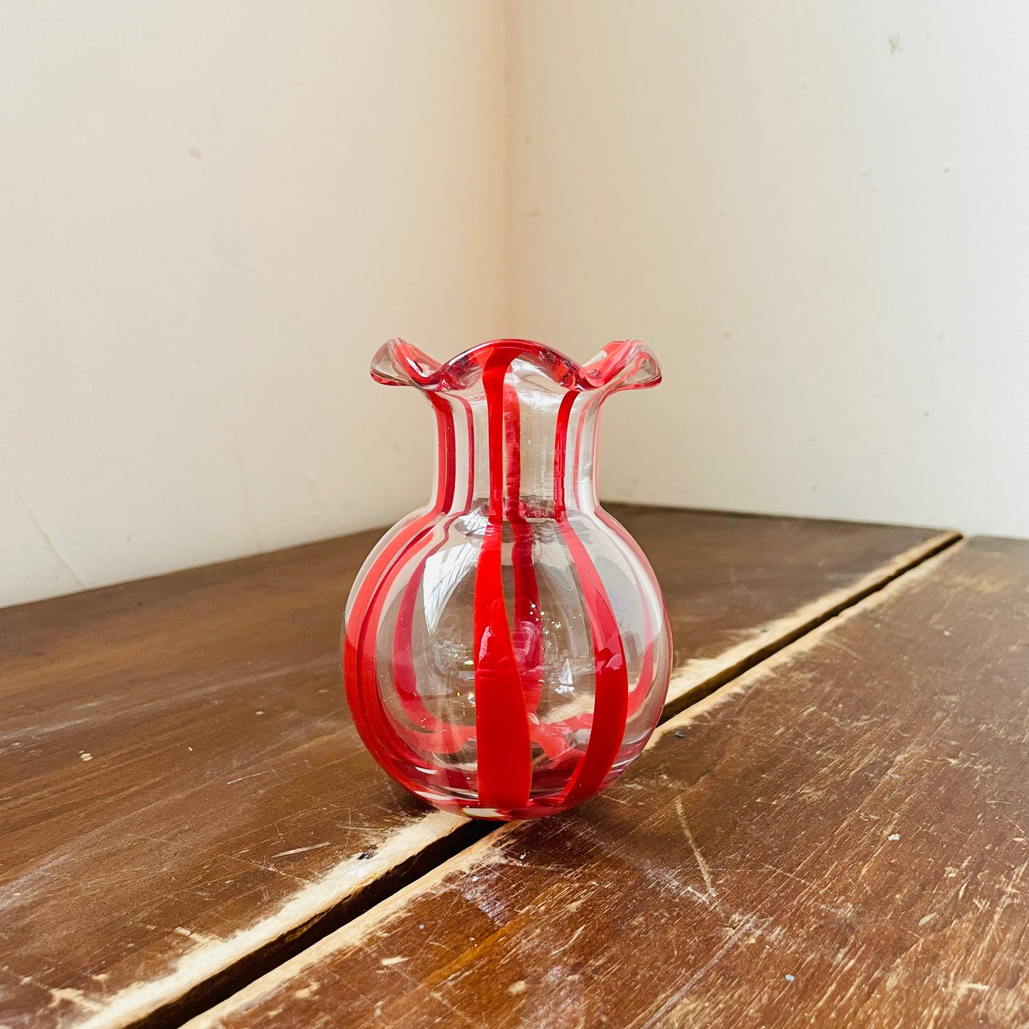 Ruffled Ribbon Vase