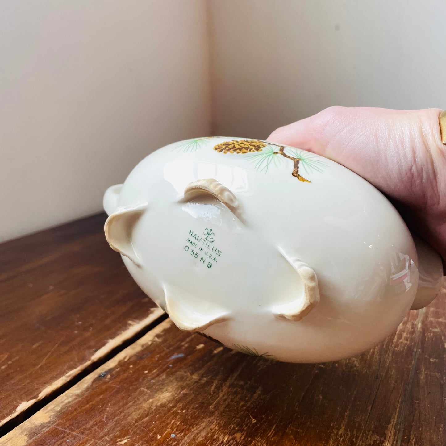 Homer Laughlin Nautilus Pine Cone Gravy Boat- Vintage
