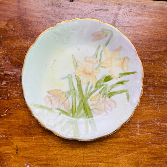 Daffodil Hand-painted Plate- Vintage
