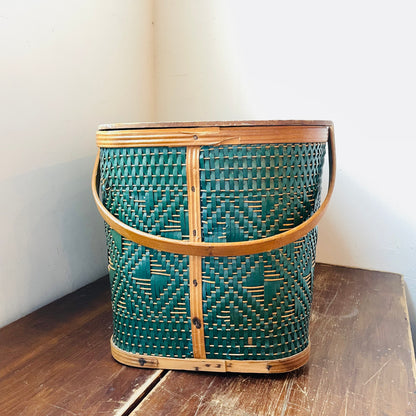 Hawkeye Picnic Basket- Vintage