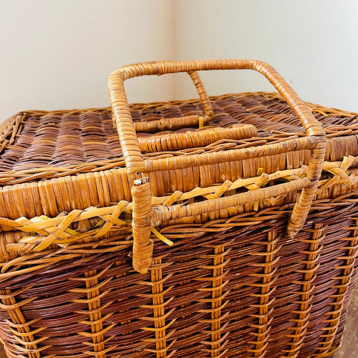 Two Tone Woven Wicker Picnic Basket- Vintage
