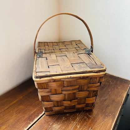 Dark Split Ash Picnic Basket- Vintage