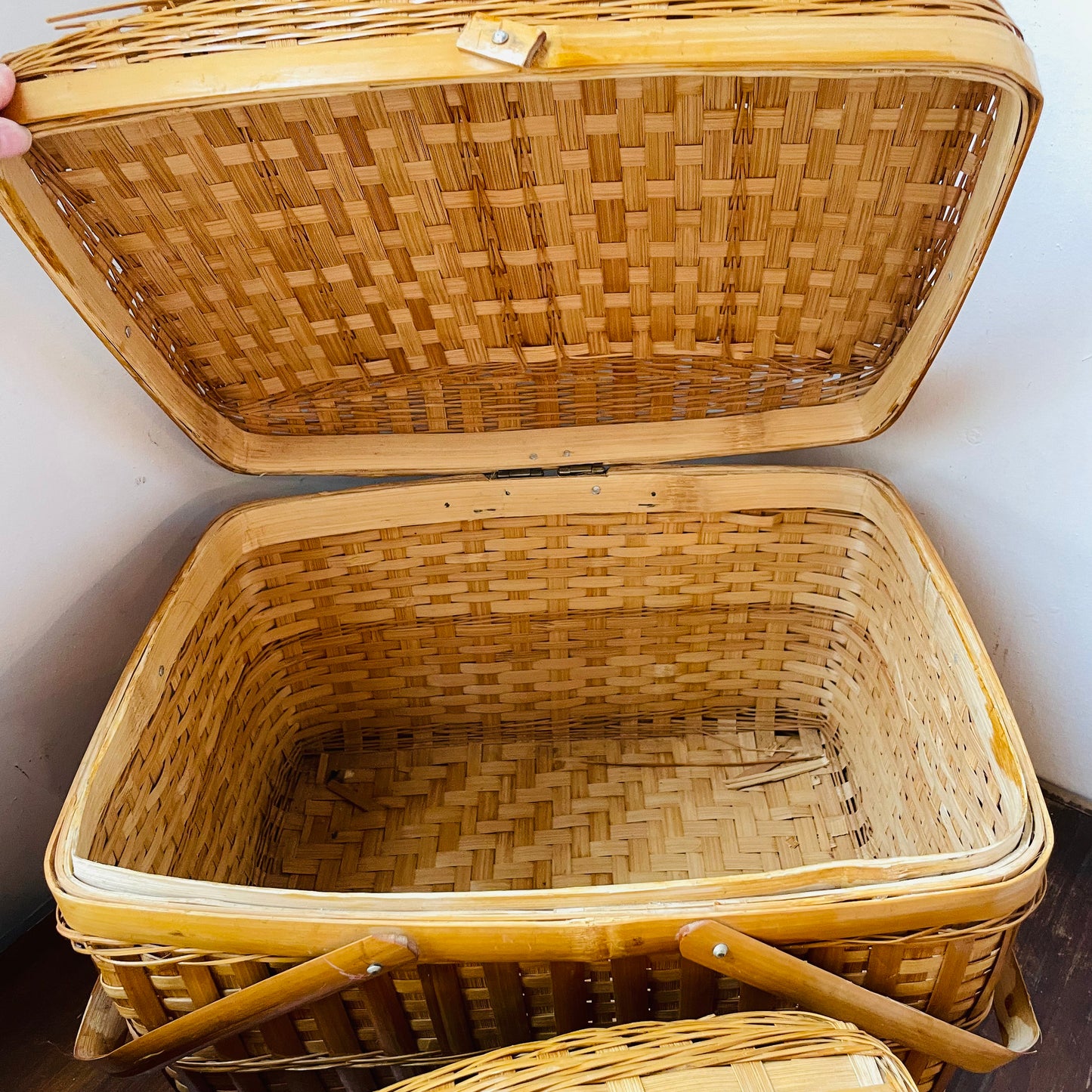 Woven Bamboo Nesting Picnic Baskets- Vintage