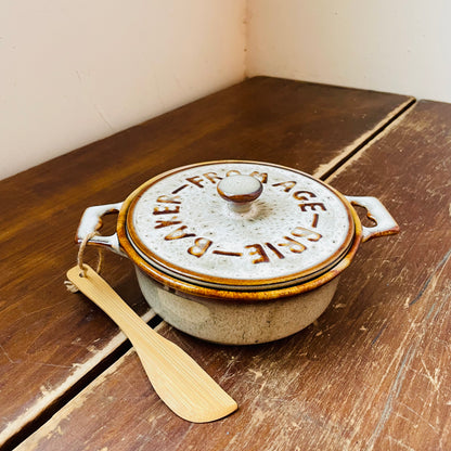 Antiquarian Brown Stoneware Brie Baker