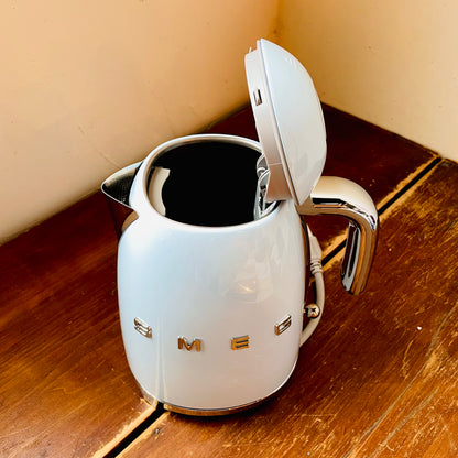 SMEG Pastel Blue Electric Kettle